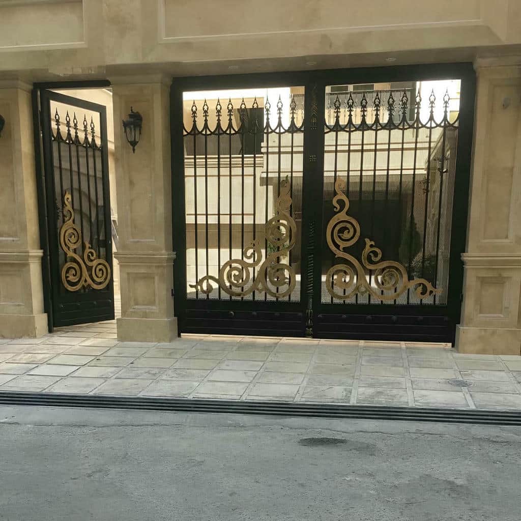 درب آهنی در پرند