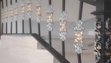 نرده فرفورژه راه پله با پوشش مناسب مناطق گرم و خشک