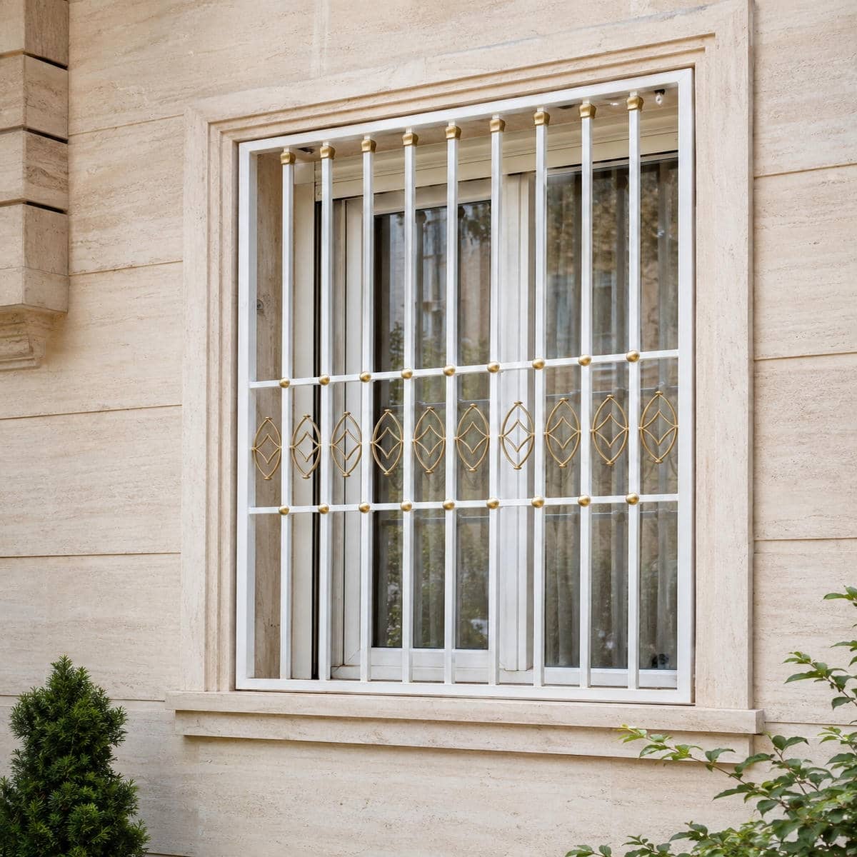 معایب استفاده از حفاظ پنجره ساده آهنی