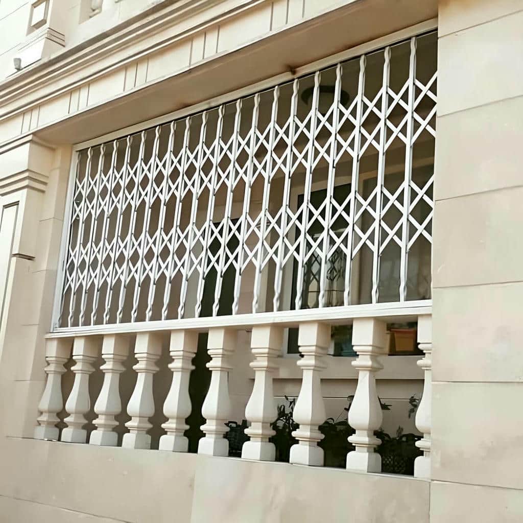 حفاظ پنجره در محله شهرک آتی ساز