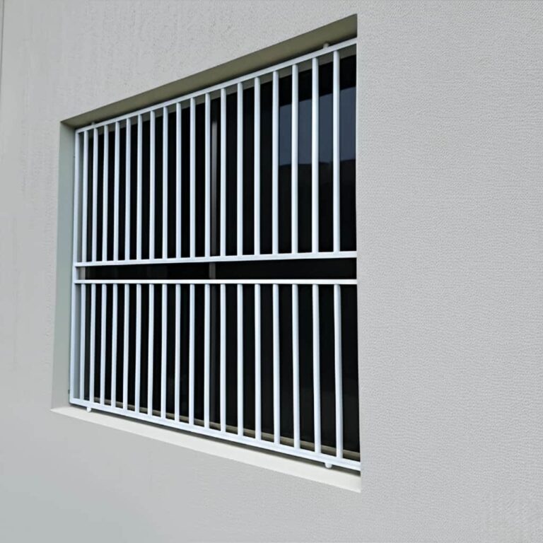 حفاظ پنجره طبقه همکف آهنی با طراحی ساده اقتصادی حفاظ پنجره طبقه همکف آهنی با طراحی ساده اقتصادی