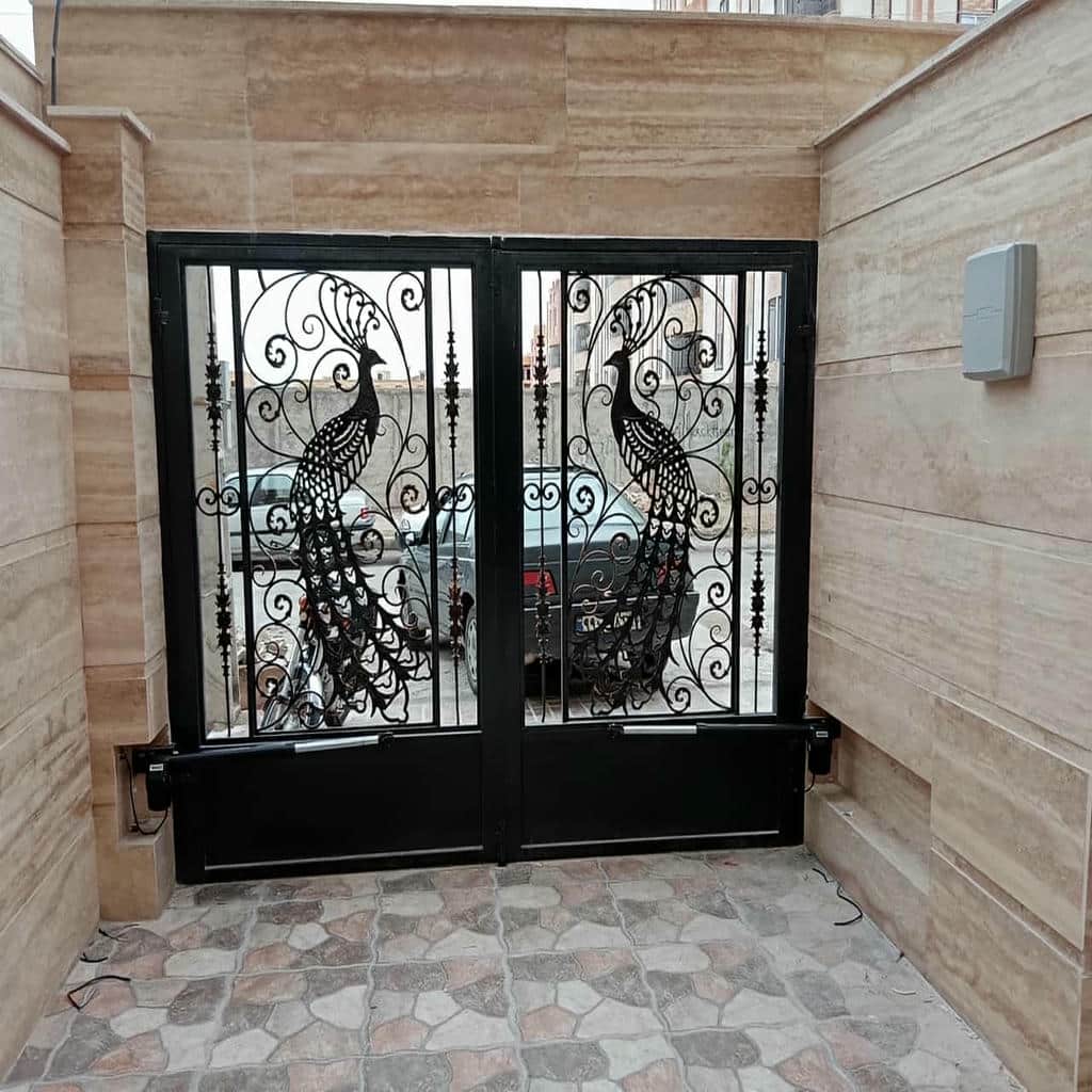 جک پارکینگی ریلی یزد برای ورودی ساختمان