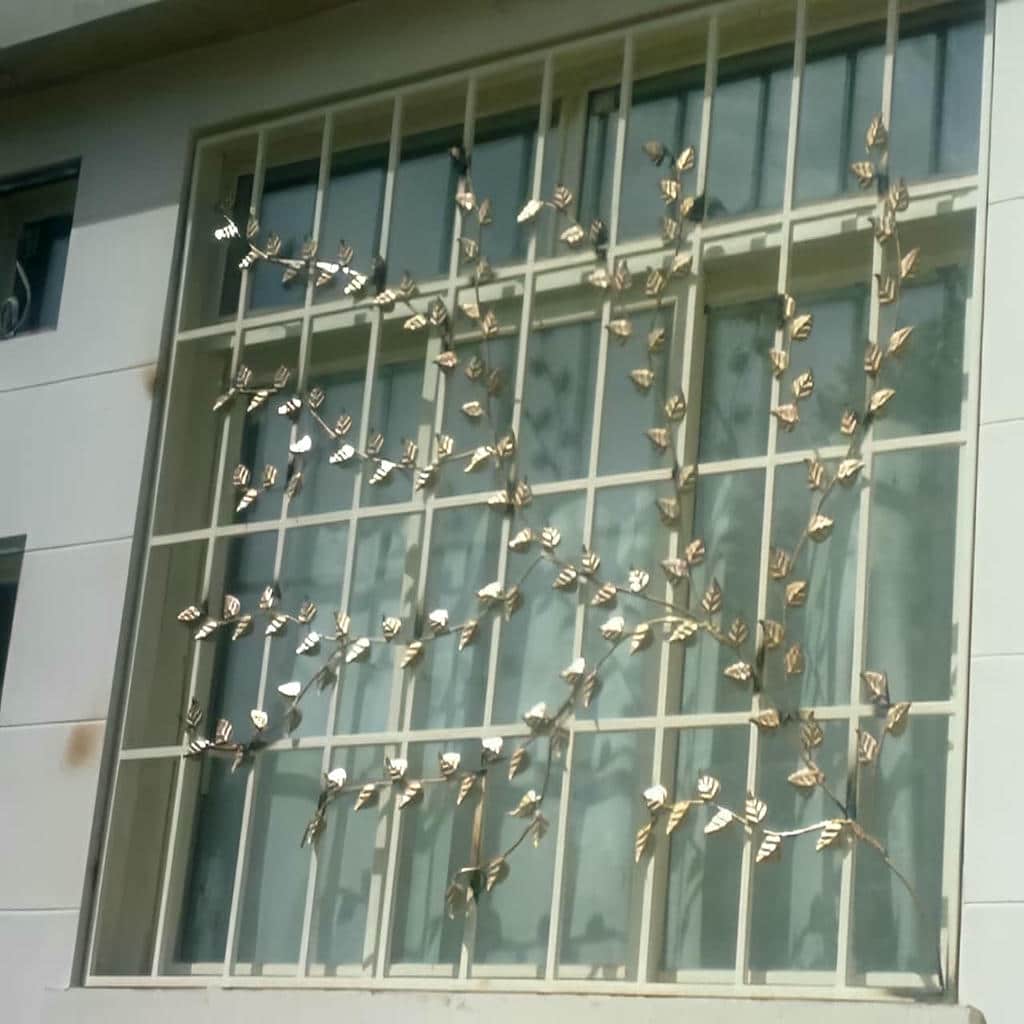 حفاظ پنجره فلزی خرم آباد طرح ساده