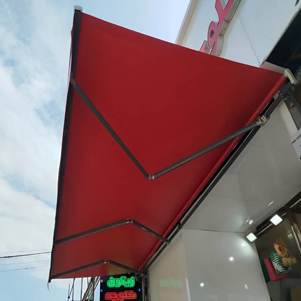 سایبان برقی ایلام با پوشش مقاوم فضای تجاری