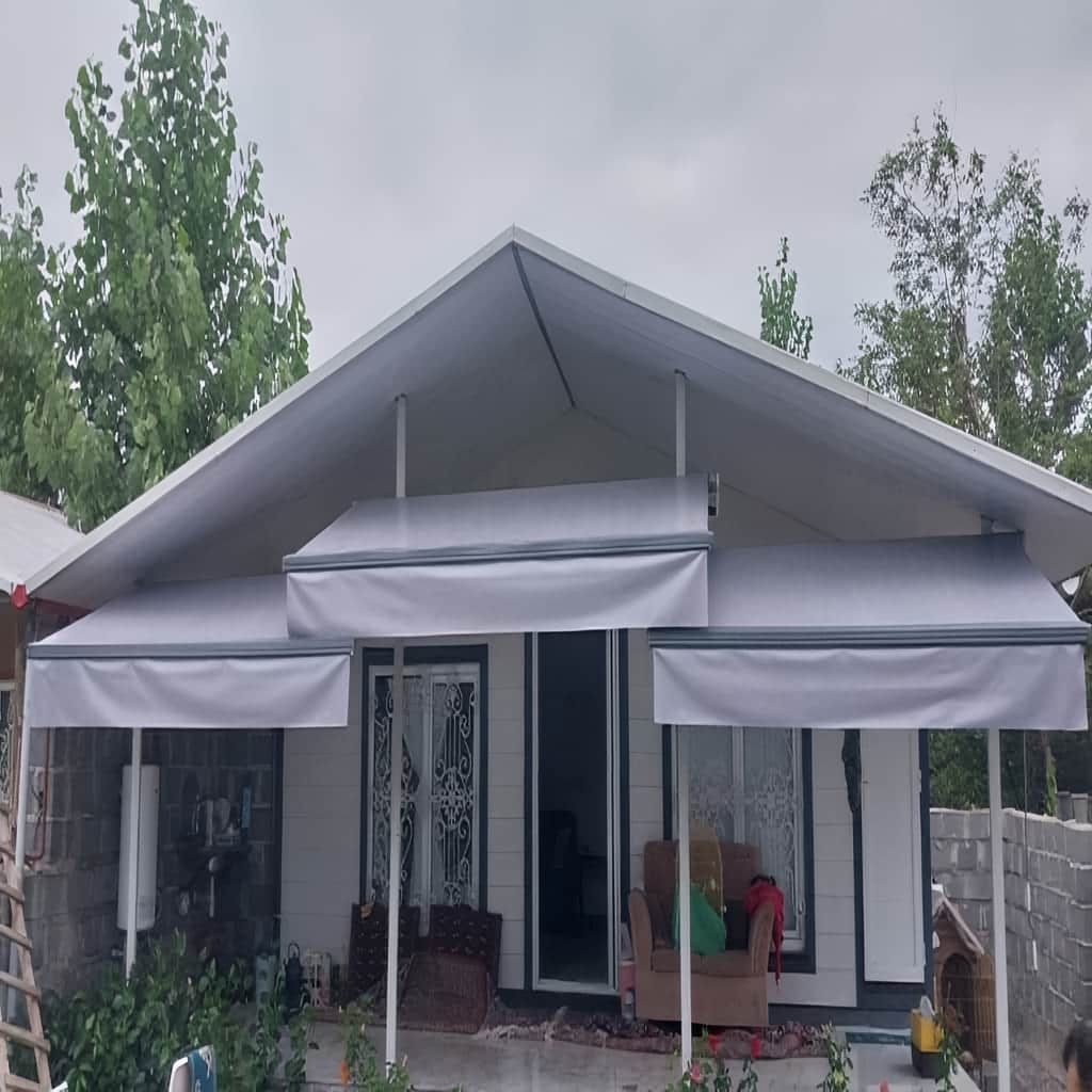 سایبان برقی زاهدان در ورودی تجاری