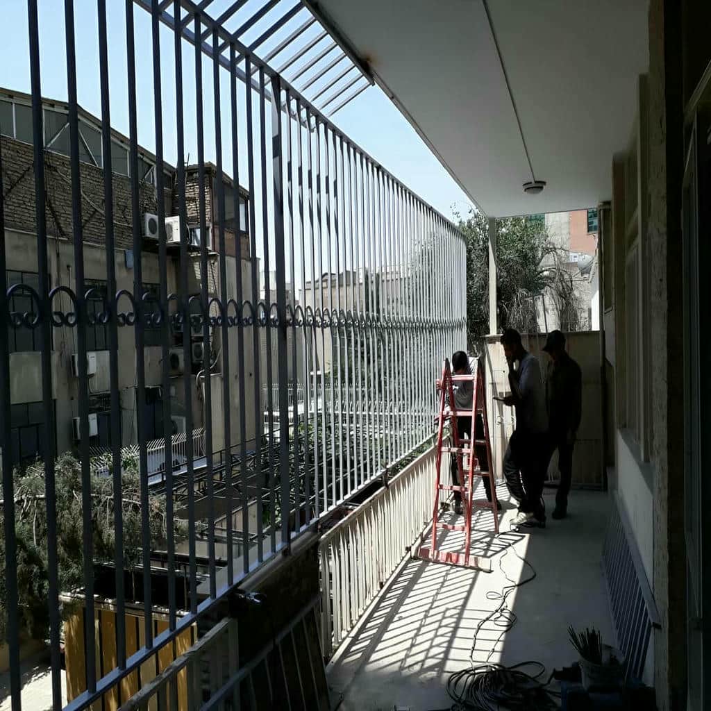 محافظ پنجره فلزی کرمان برای فضای مسکونی
