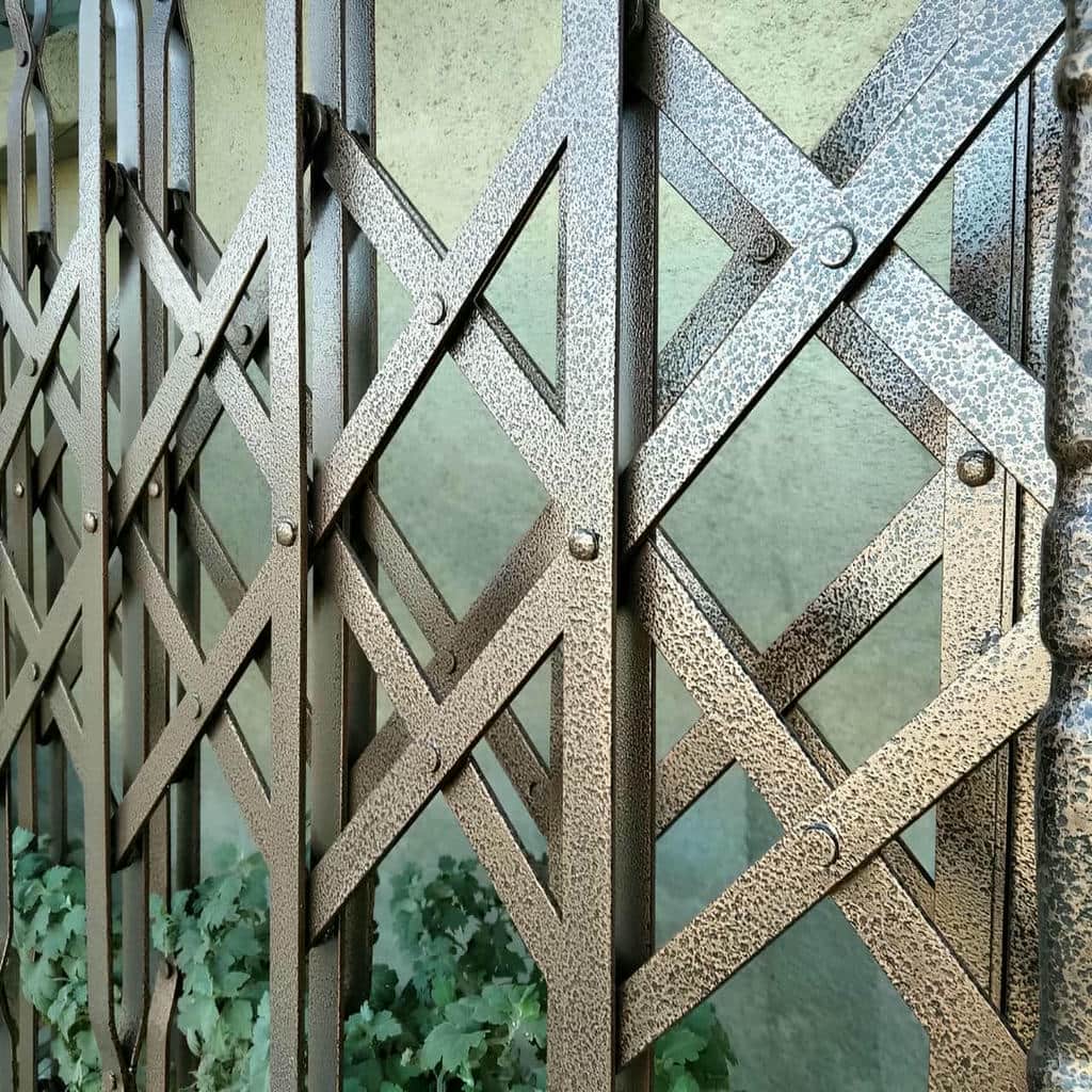 گارد درب ورودی با رنگ بندی متنوع