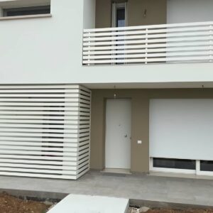 نرده بالکن استان البرز با طراحی فلزی مدرن نما