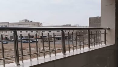 نرده بالکن استان یزد مدل ساده فلزی نما